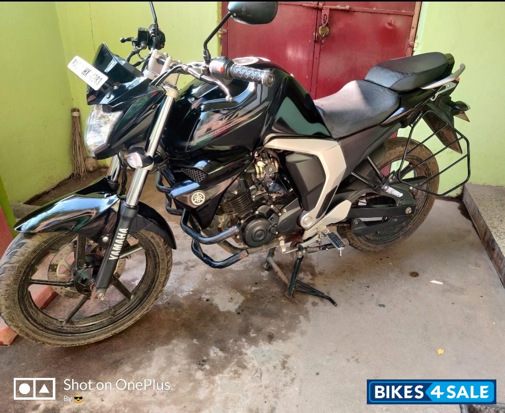 Yamaha FZ FI V2