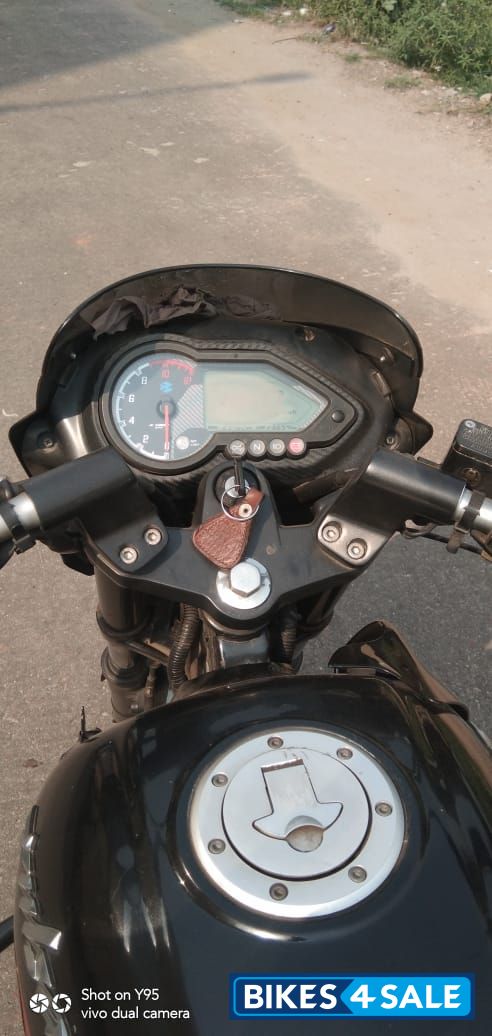 Black Bajaj Pulsar 180 DTSi