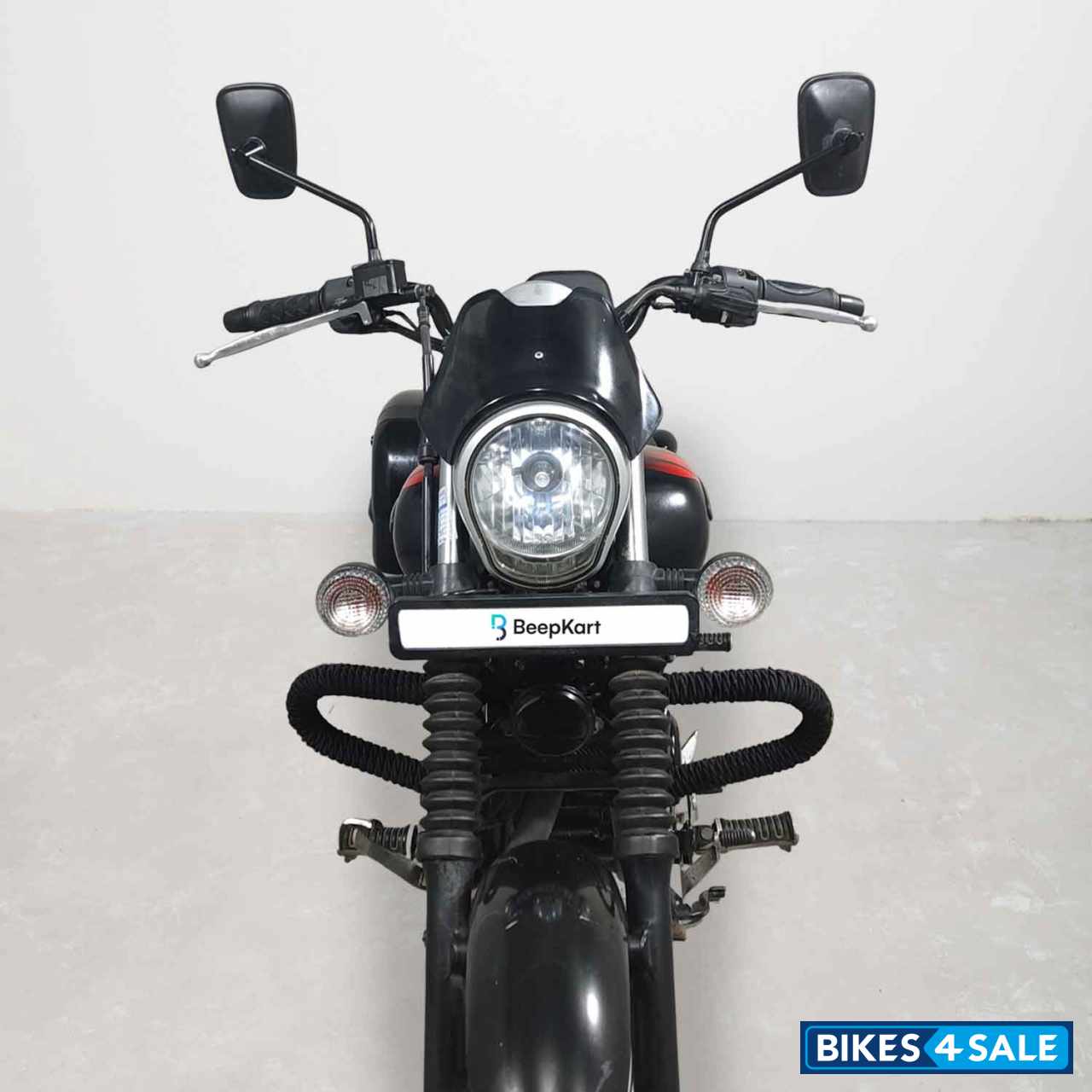 Bajaj Avenger Street 220