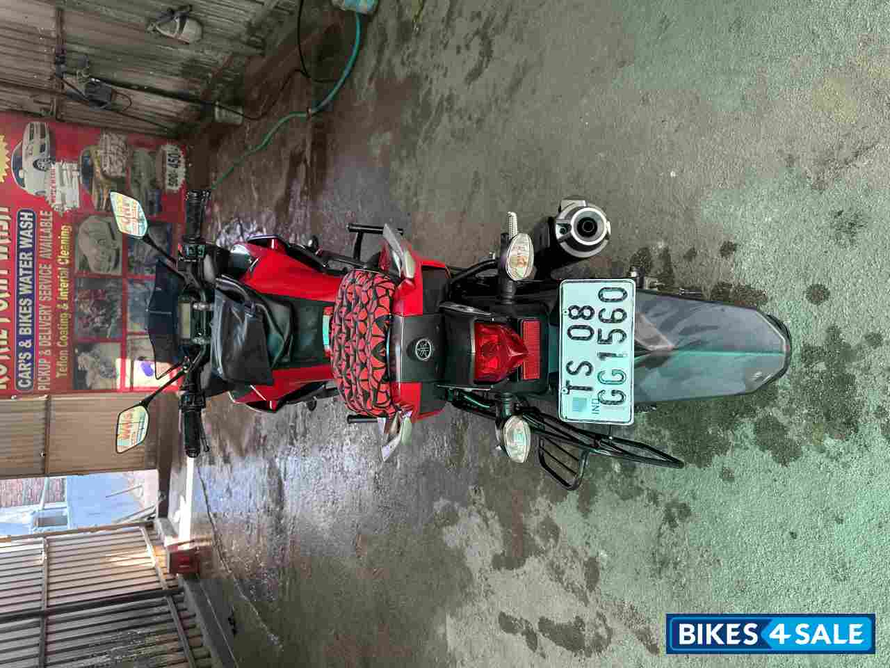 Red Yamaha Fazer FI V2 Red Yamaha Fazer FI V2