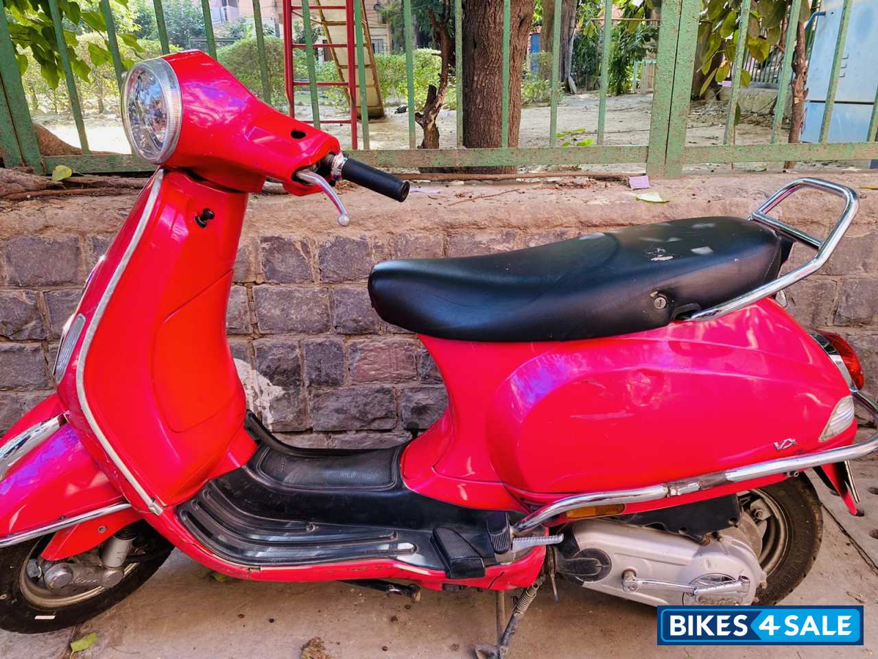 Vespa VX 125