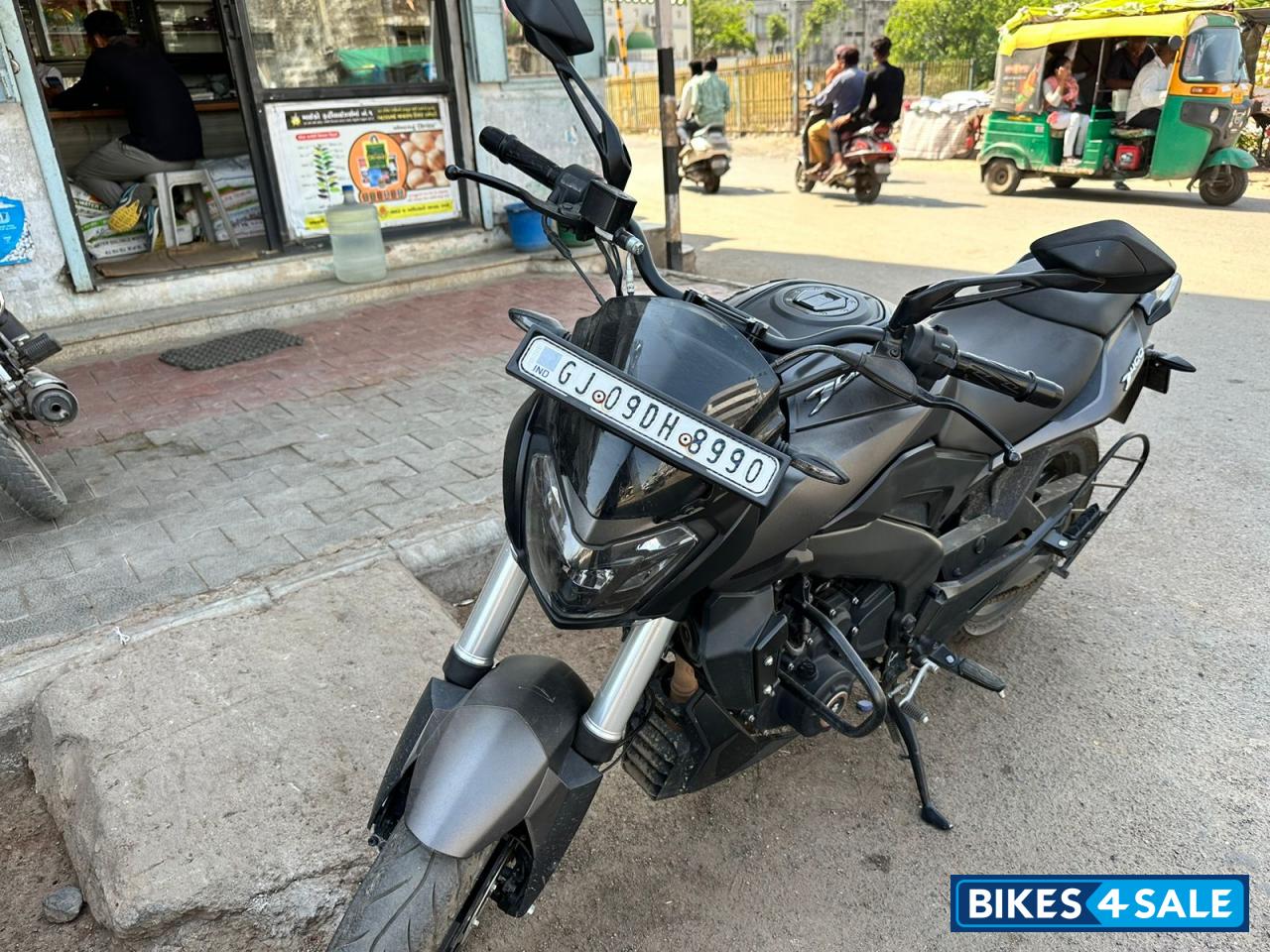 Bajaj Dominar 400 ABS BS6