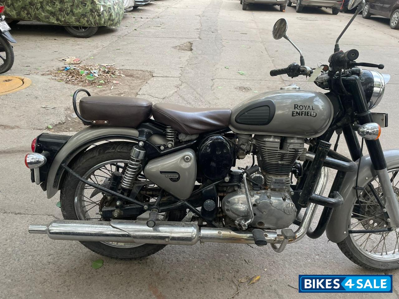 Grey Royal Enfield Classic Gunmetal Grey Grey Royal Enfield Classic Gunmetal Grey