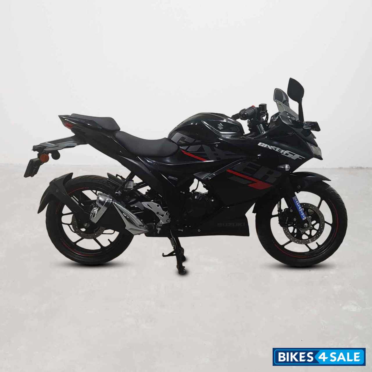 Suzuki Gixxer SF