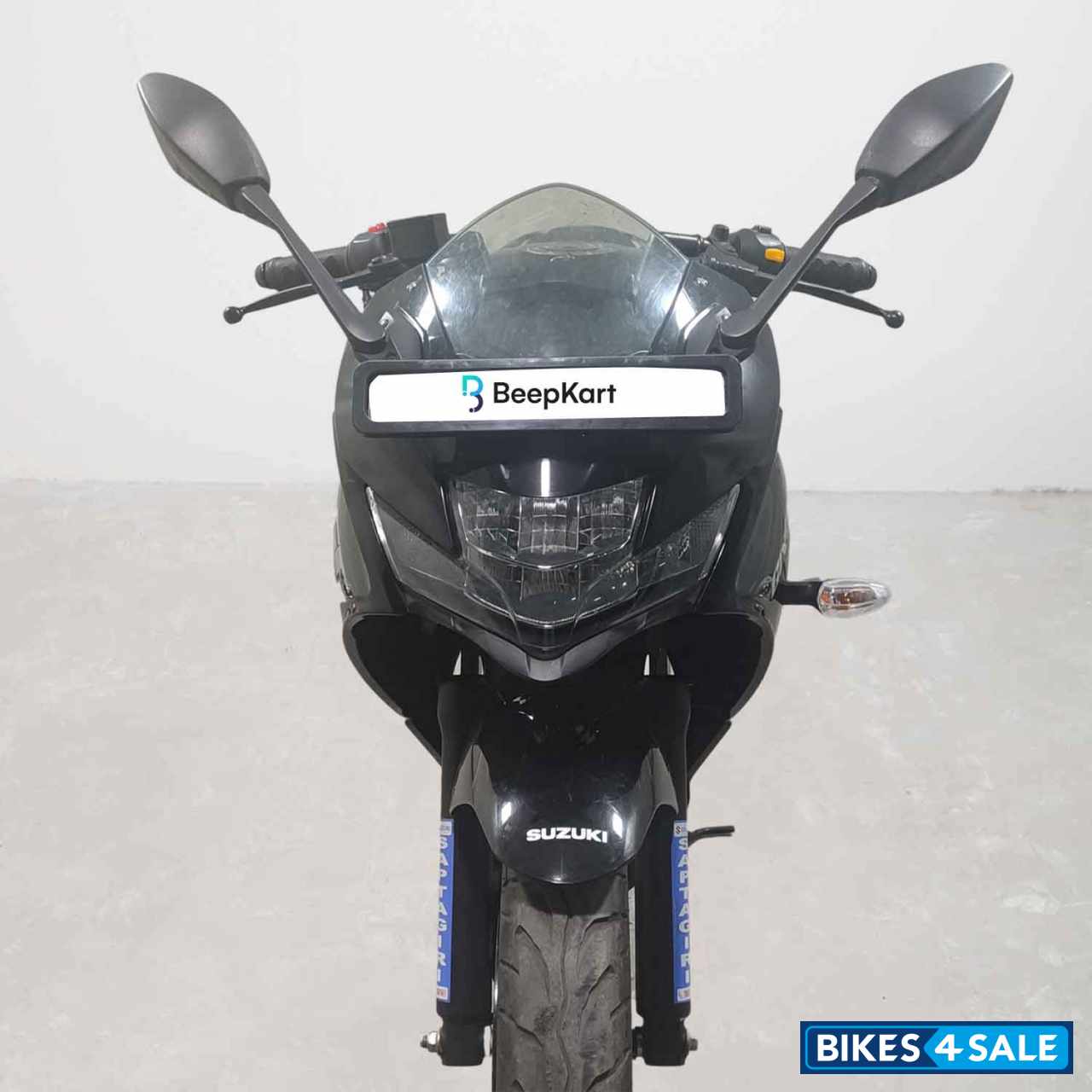 Suzuki Gixxer SF