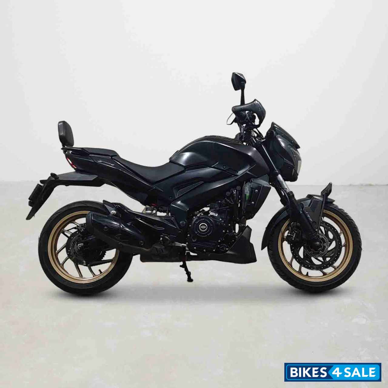 Bajaj Dominar 400