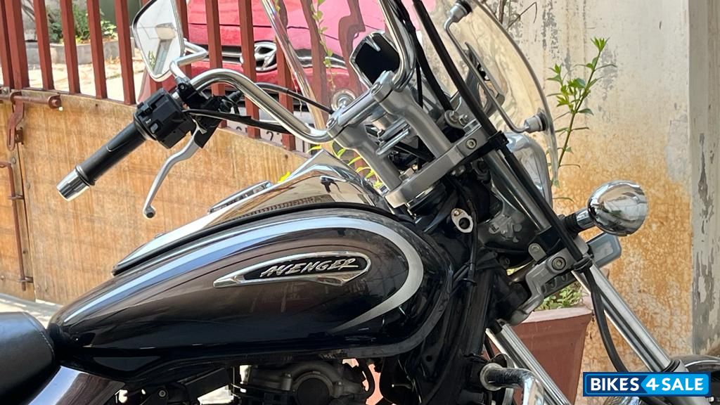 Bajaj Avenger Cruise 220