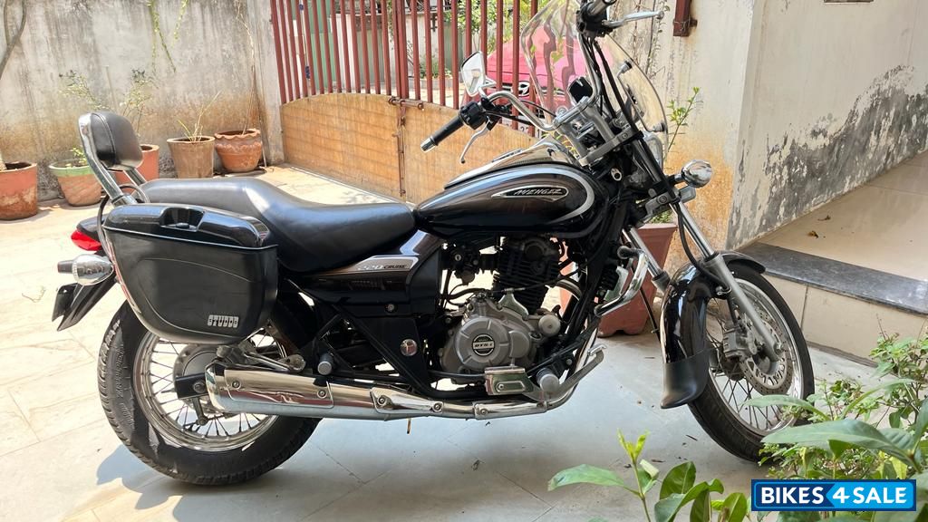 Bajaj Avenger Cruise 220
