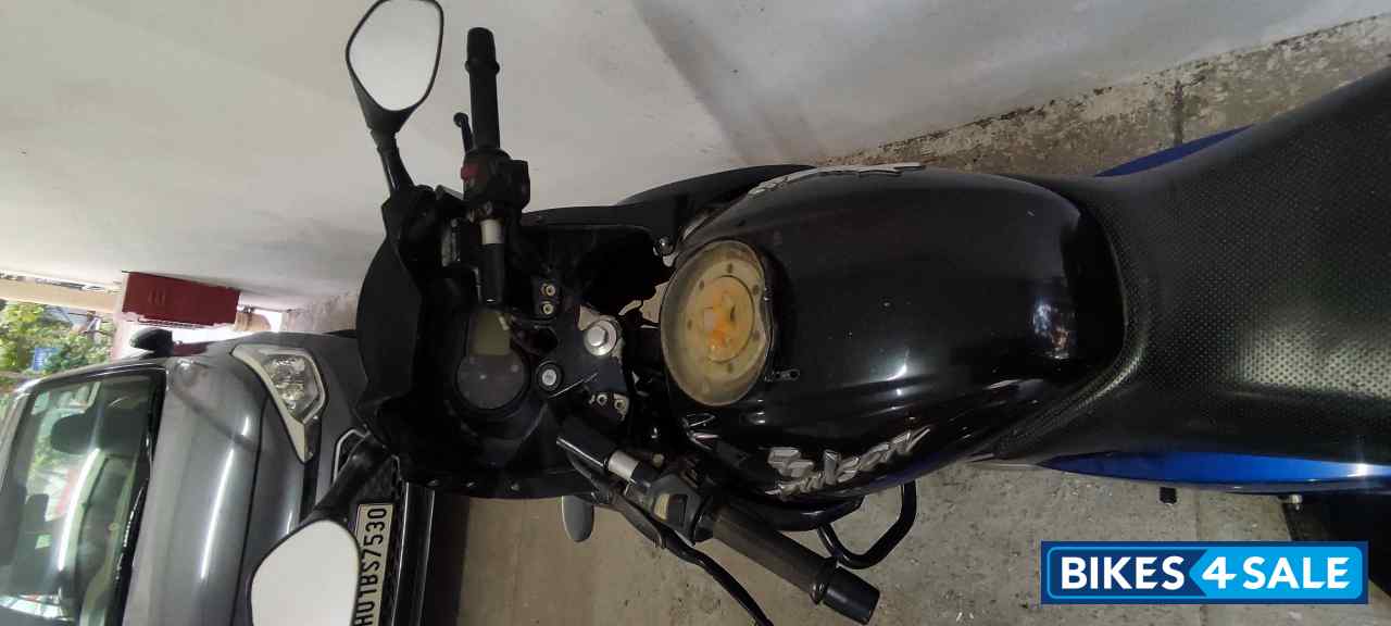 Bajaj Pulsar 220 DTSi