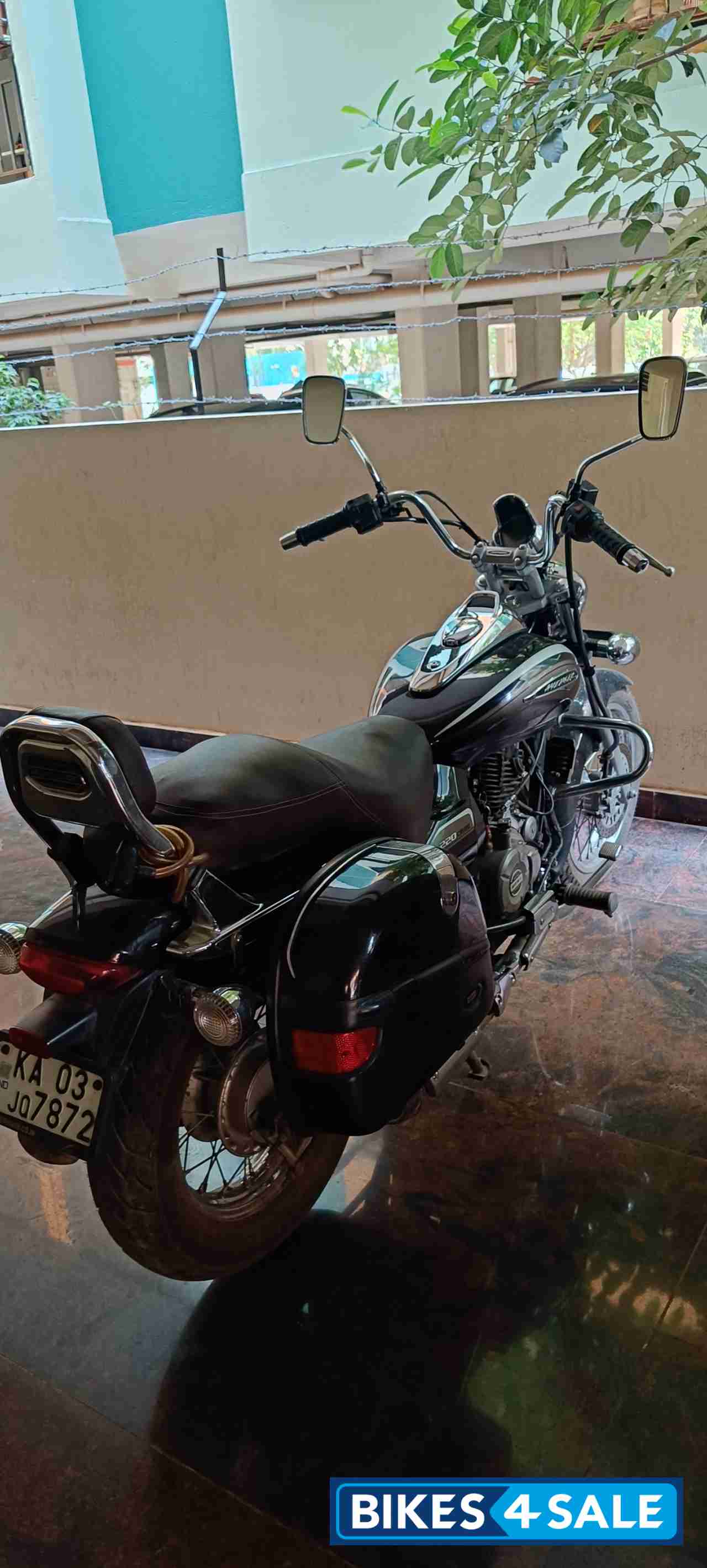 Bajaj Avenger Cruise 220 Bajaj Avenger Cruise 220