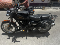 Black Benelli Imperiale 400 BS6