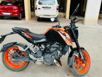 KTM Duke 125