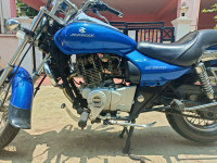 Blue Bajaj Avenger 220 DTS-i