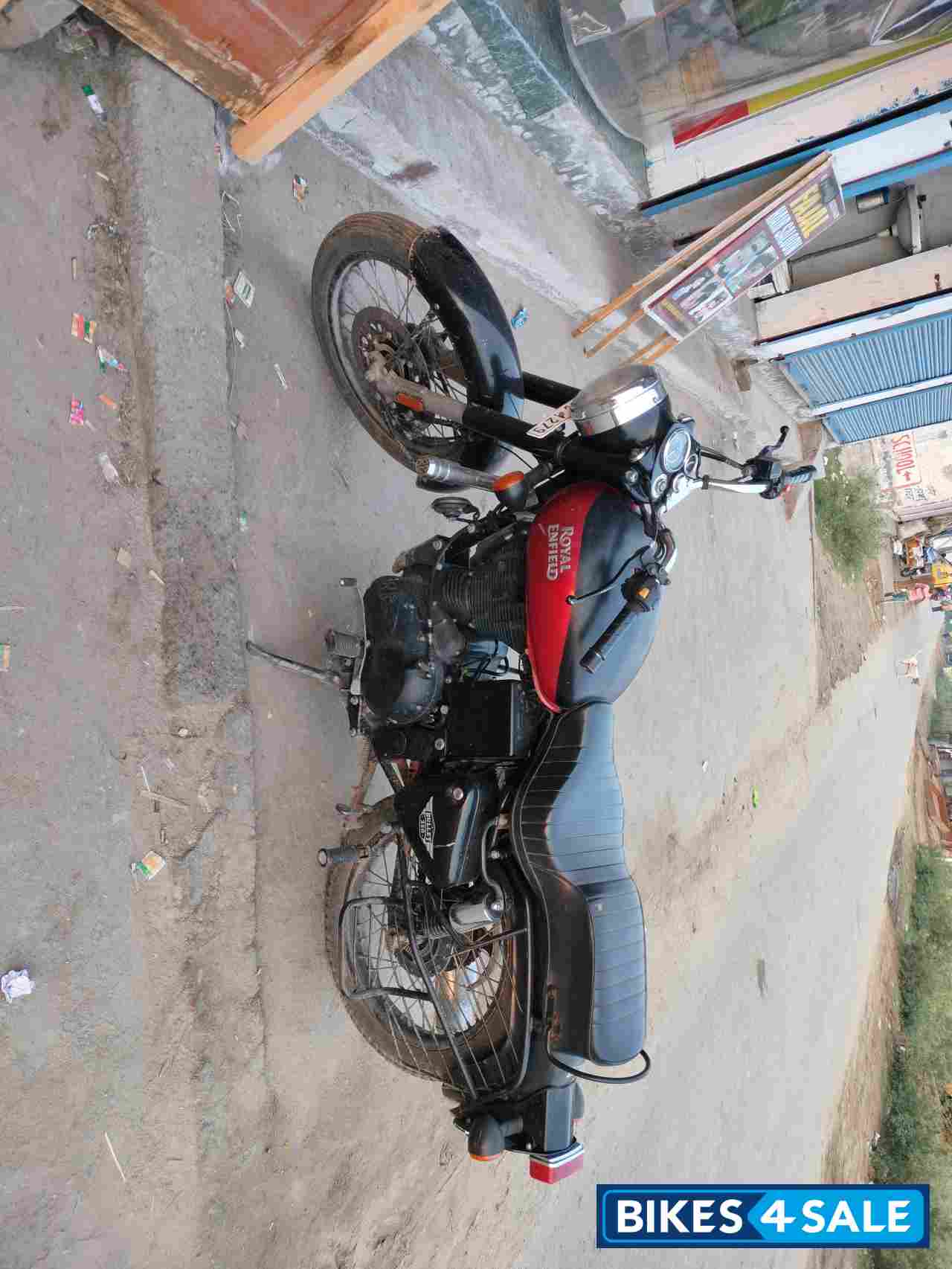 Royal Enfield Bullet 350 ES