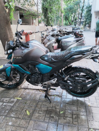 Yamaha FZ