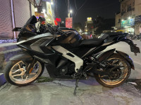 Bajaj Pulsar RS 200 BS6
