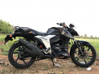 TVS Apache RTR 160 4V BS6