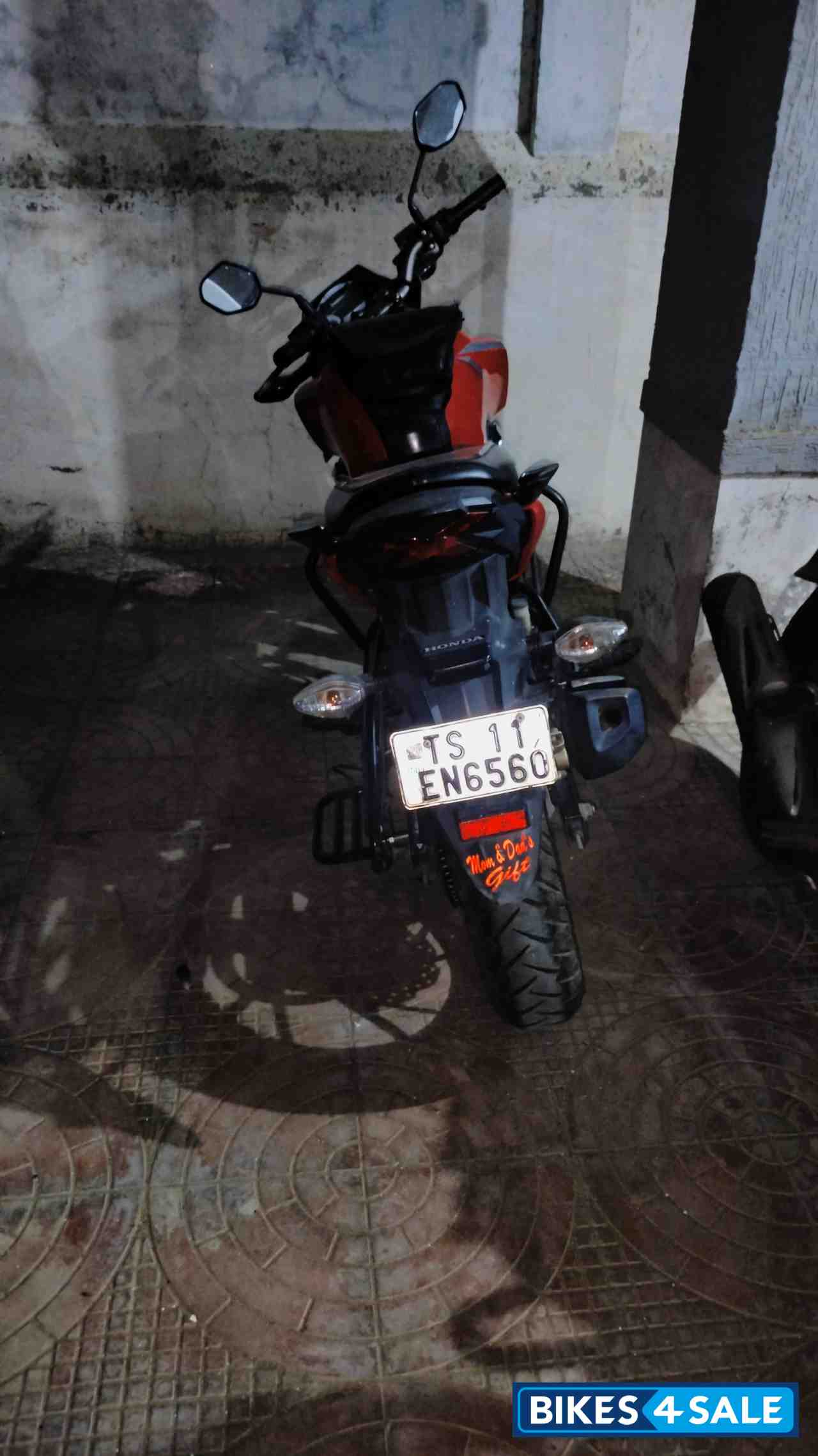 Honda CB Hornet 160R Honda CB Hornet 160R