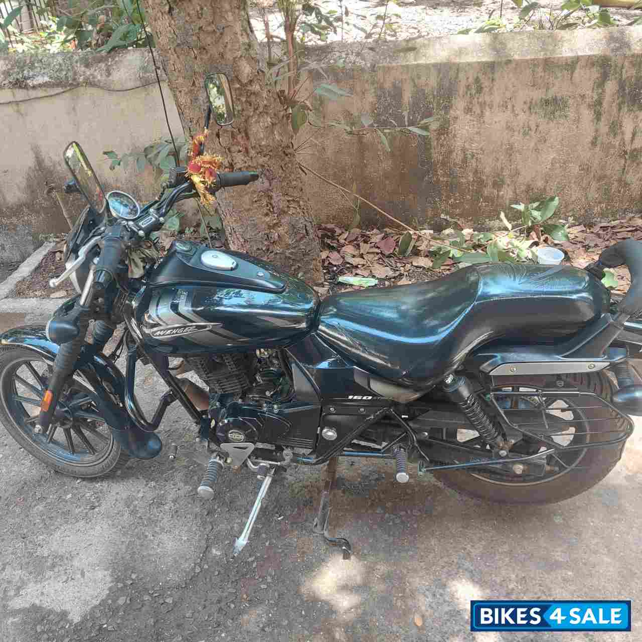 Bajaj Avenger Street 160