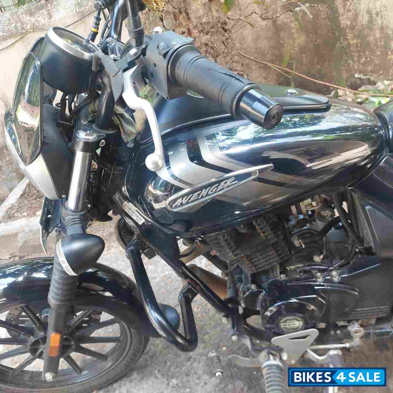 Bajaj Avenger Street 160