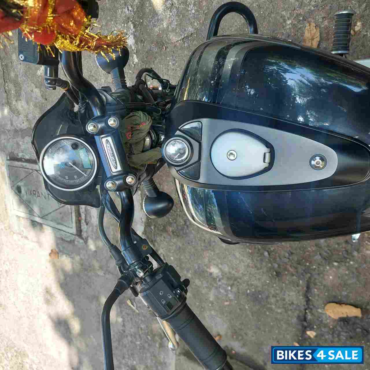 Bajaj Avenger Street 160