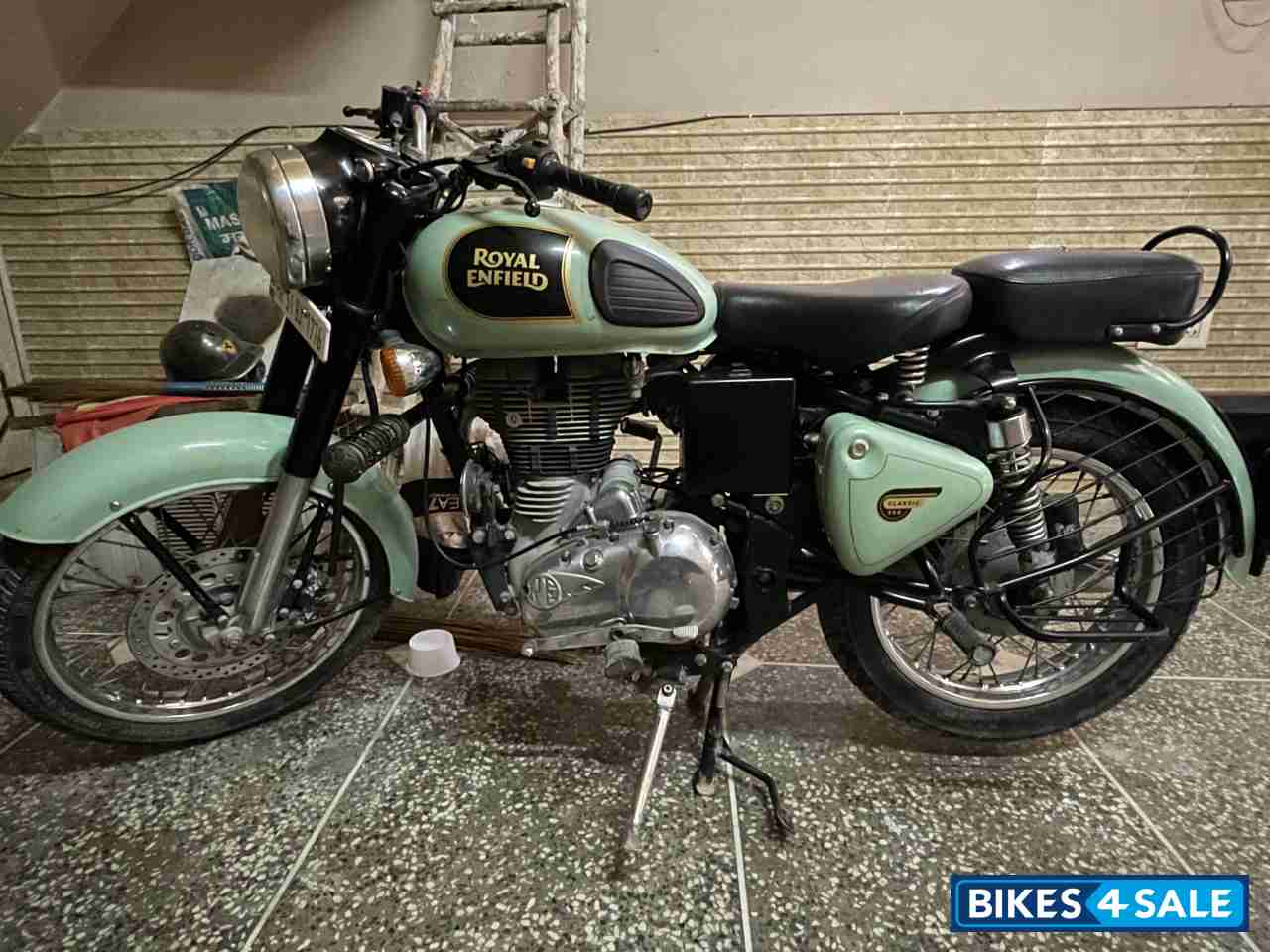 Mint Green Royal Enfield Classic 350 Mint Green Royal Enfield Classic 350