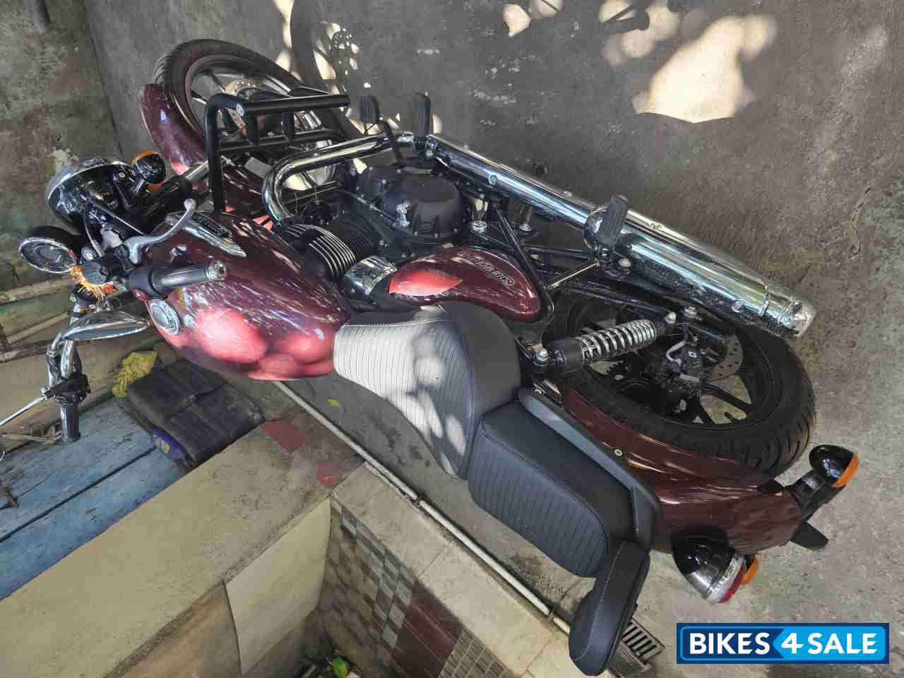 Royal Enfield Meteor 350 Stellar