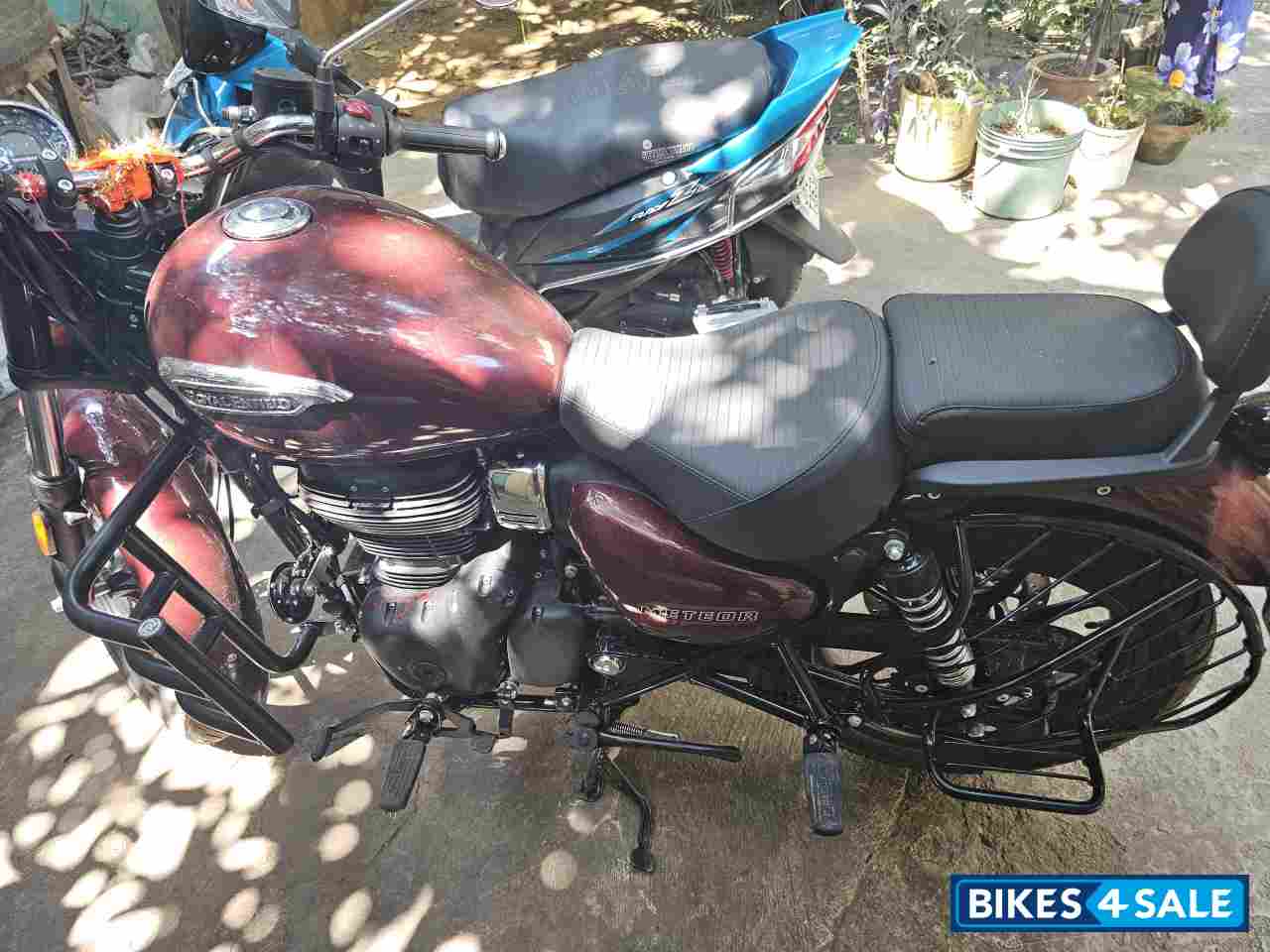 Royal Enfield Meteor 350 Stellar