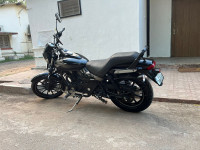 Black Bajaj Avenger Street 180
