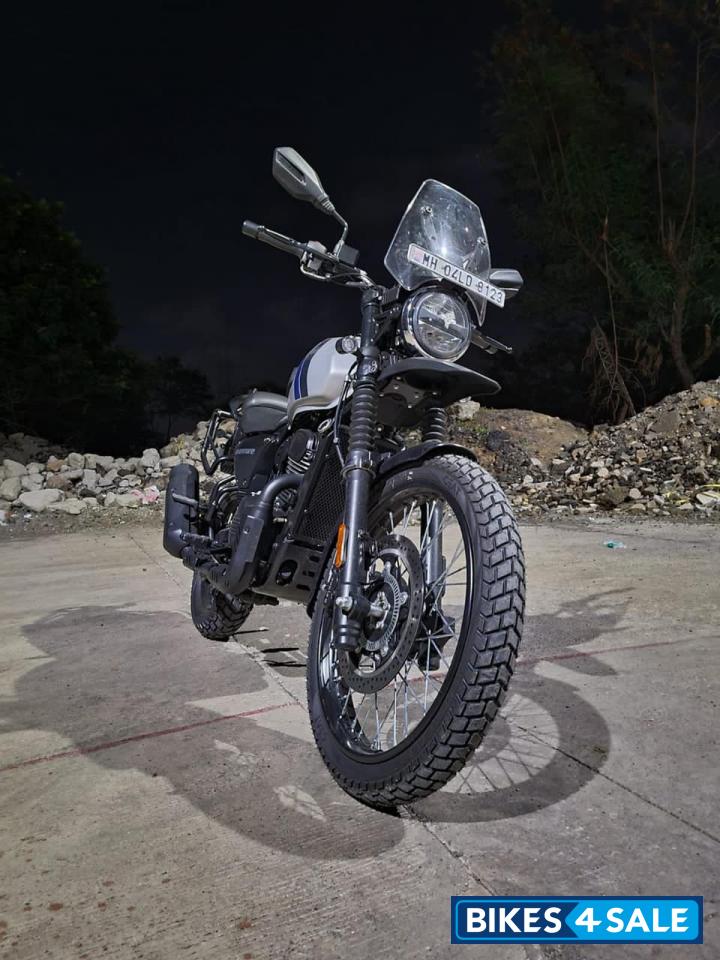 Grey Yezdi Adventure Gloss