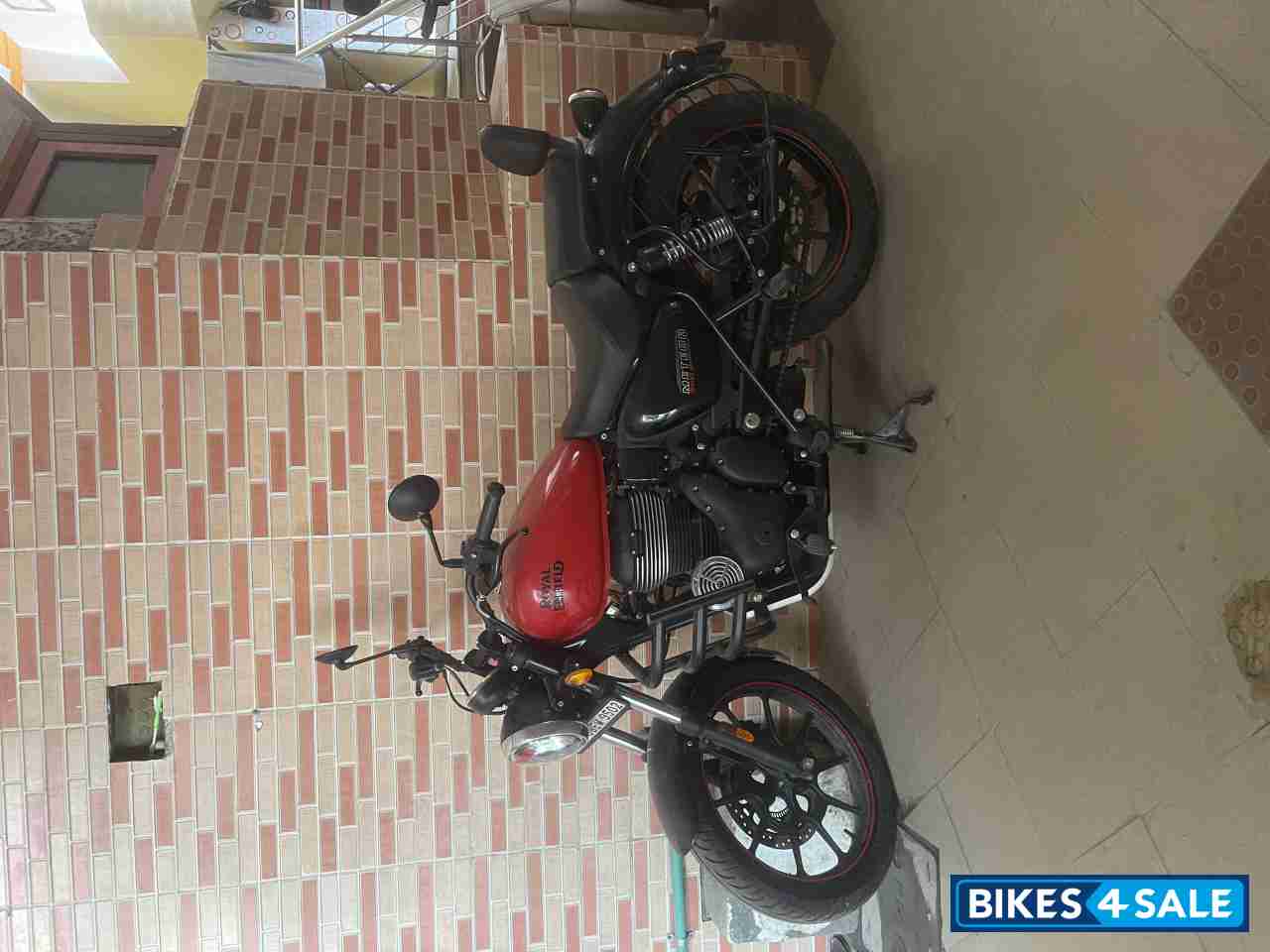 Royal Enfield Meteor 350 Fireball