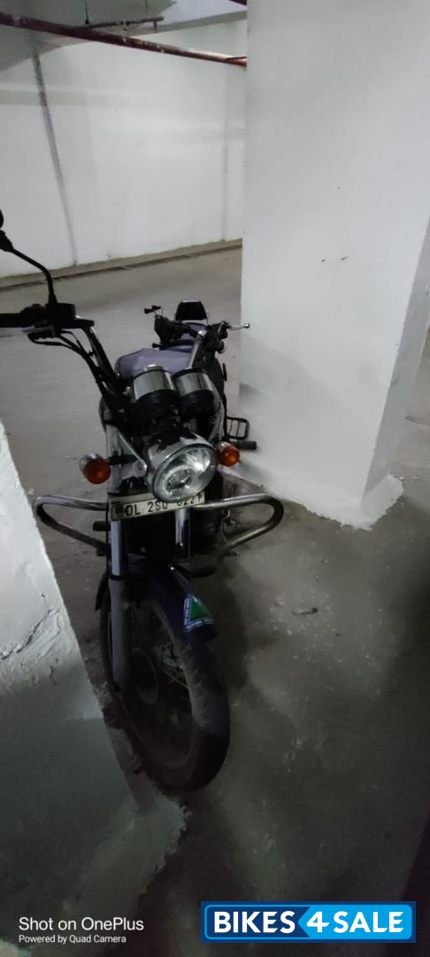 Blue Royal Enfield Thunderbird 350