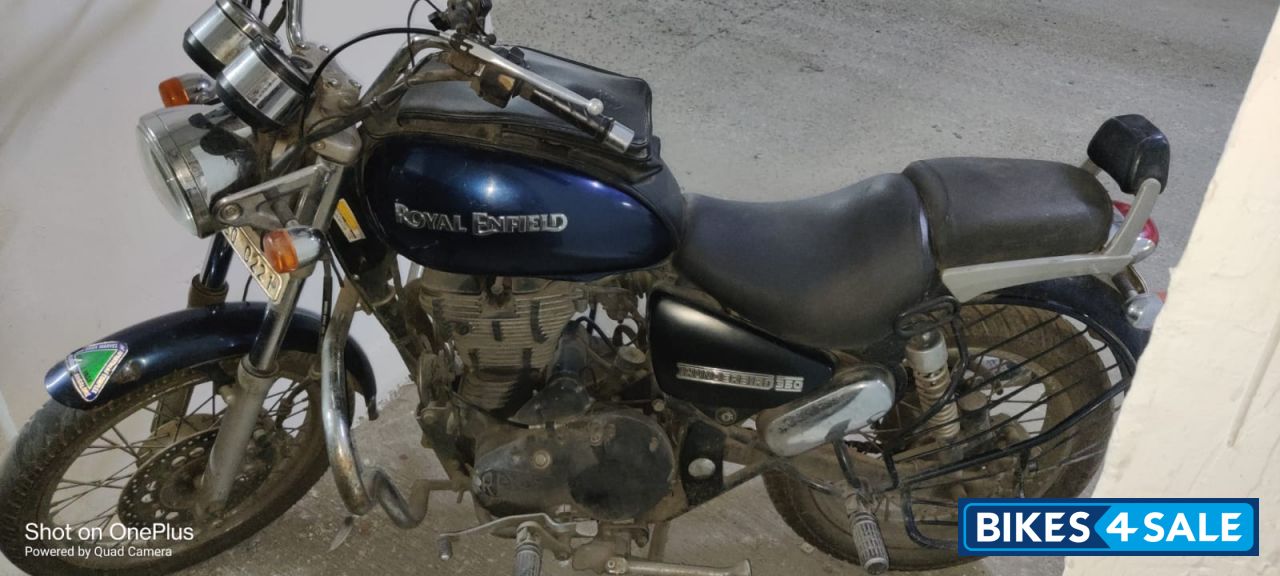 Blue Royal Enfield Thunderbird 350