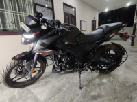 Black Bajaj Pulsar N160 Dual Channel ABS