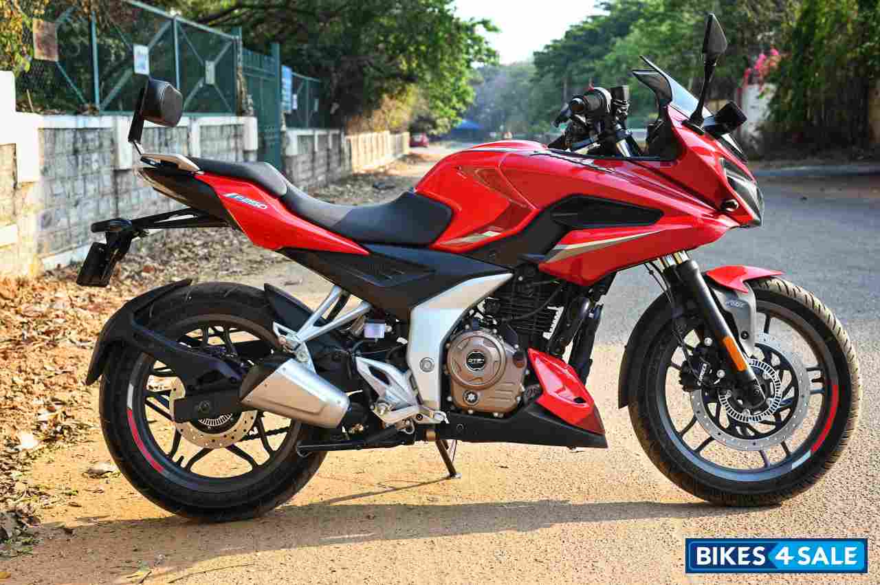 Bajaj Pulsar F250