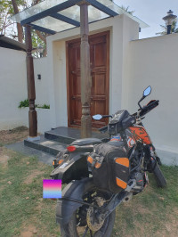 KTM Duke 200