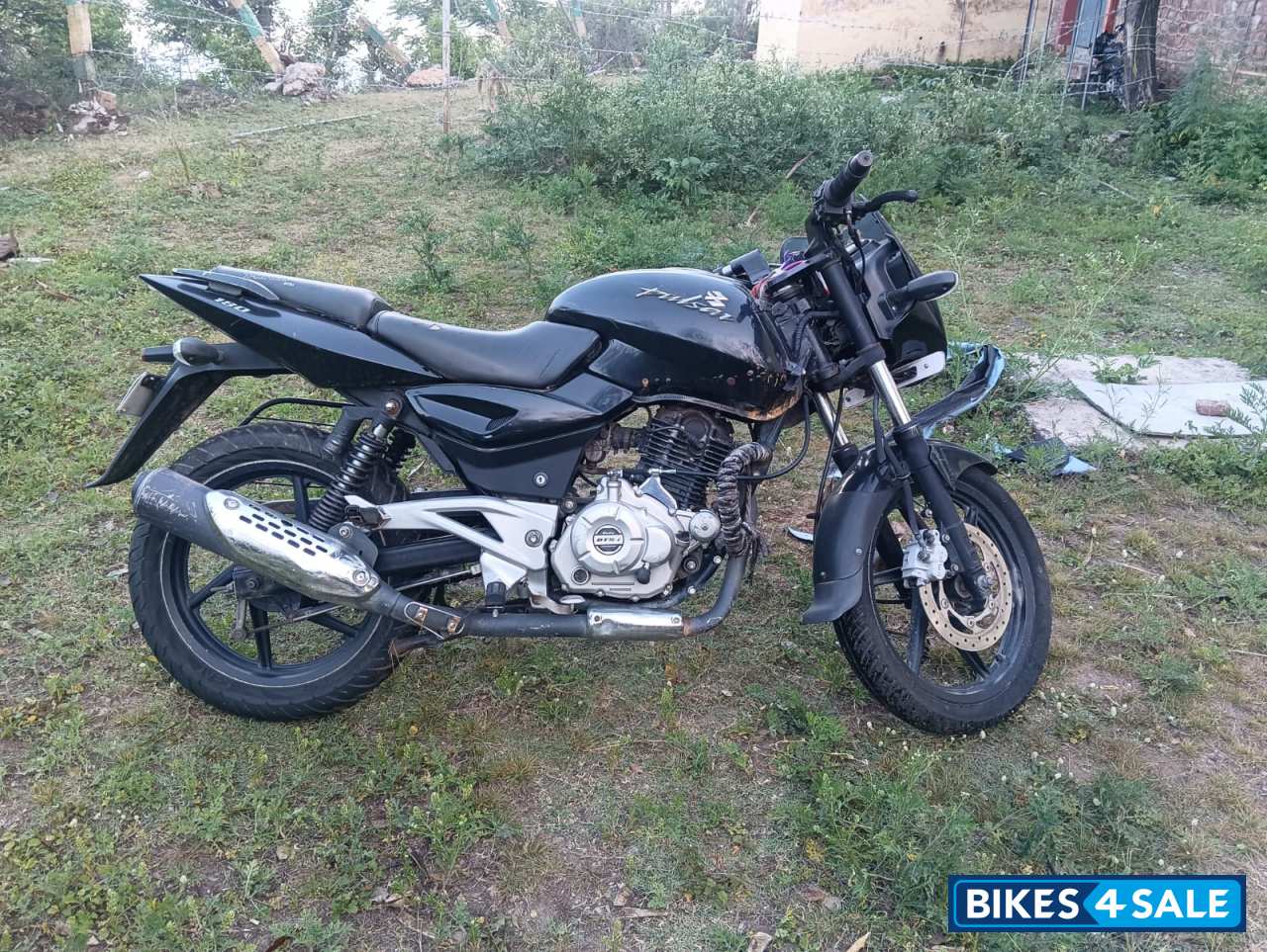Bajaj Pulsar 180