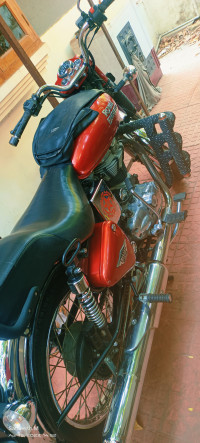 Royal Enfield Bullet 350 ES