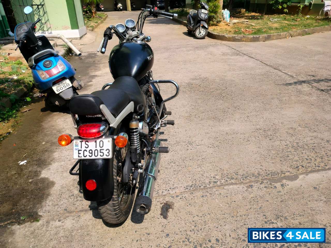 Royal Enfield Thunderbird