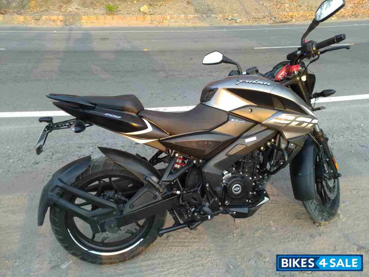 Bajaj Pulsar 200 NS ABS