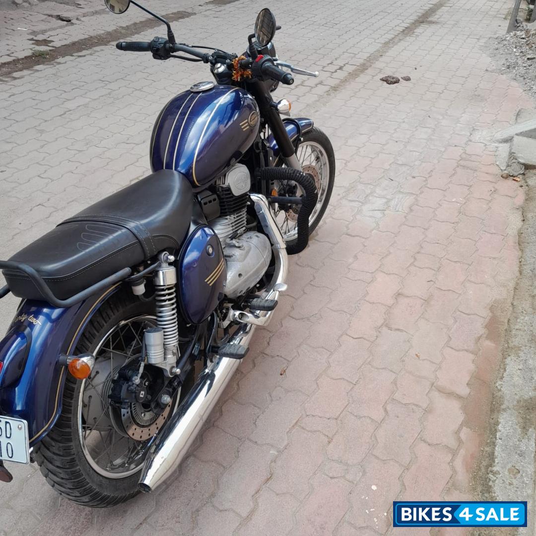 Nebula Blue Jawa forty two BS6