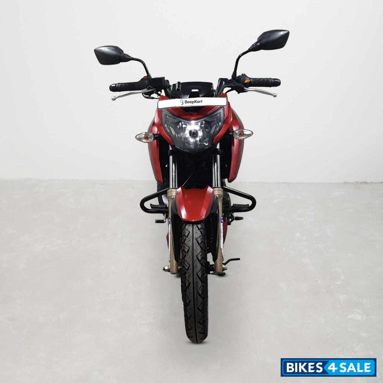 TVS Apache RTR 200 4V