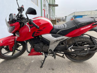 Red TVS Apache RTR 160 4V
