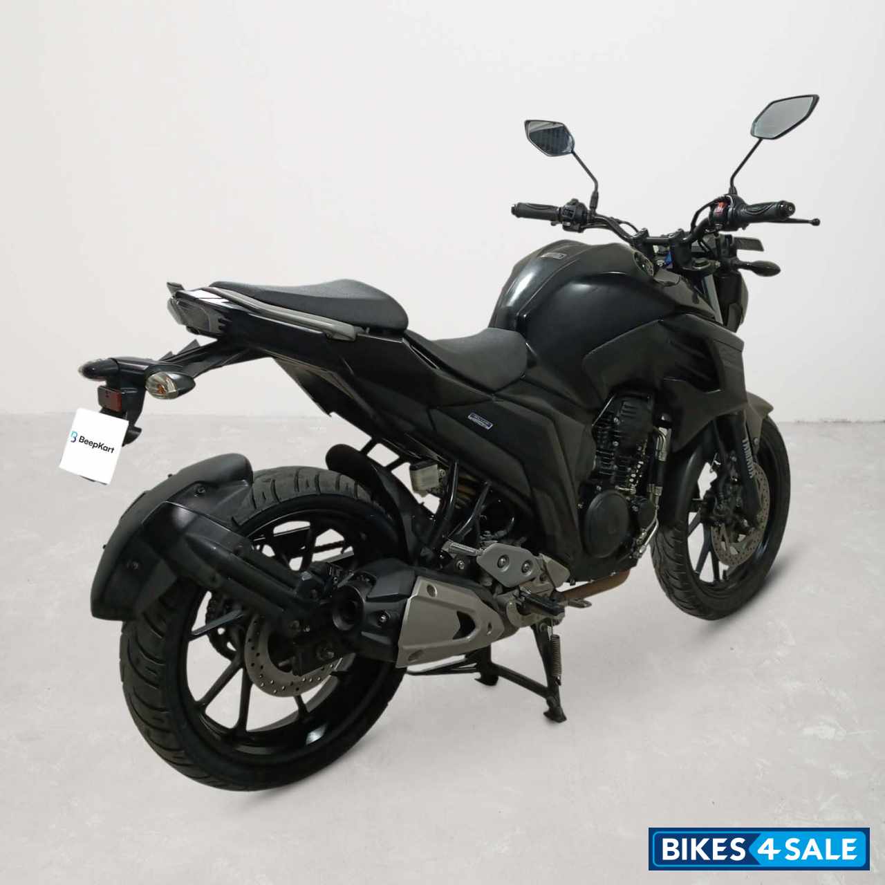 Yamaha FZ25