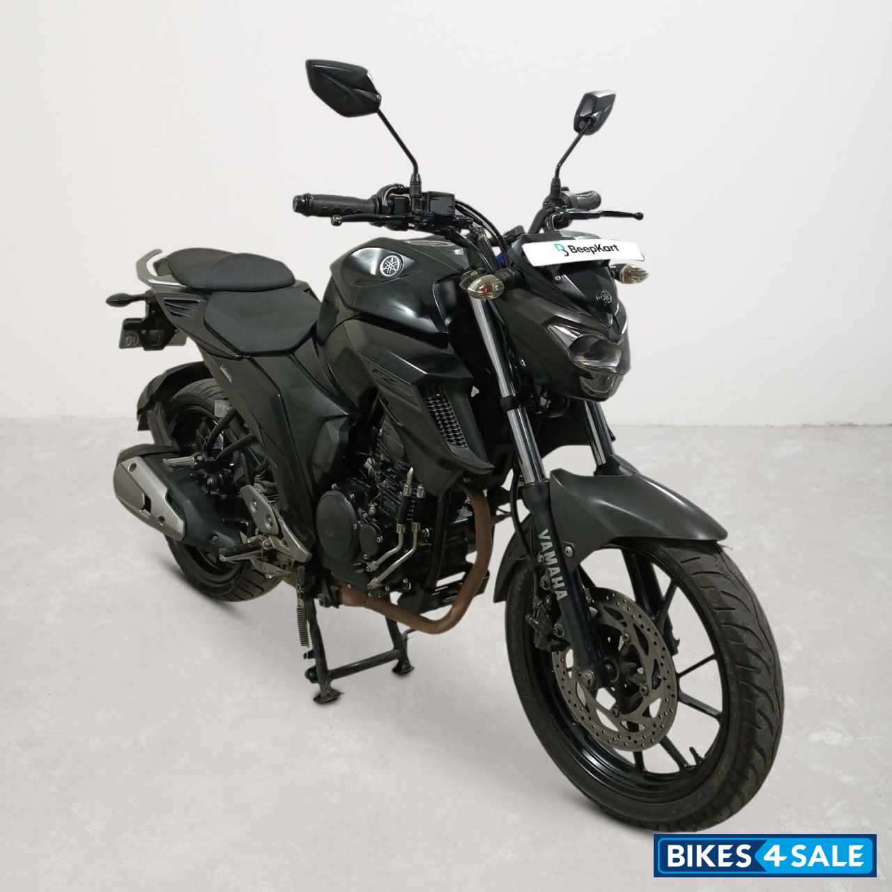 Yamaha FZ25