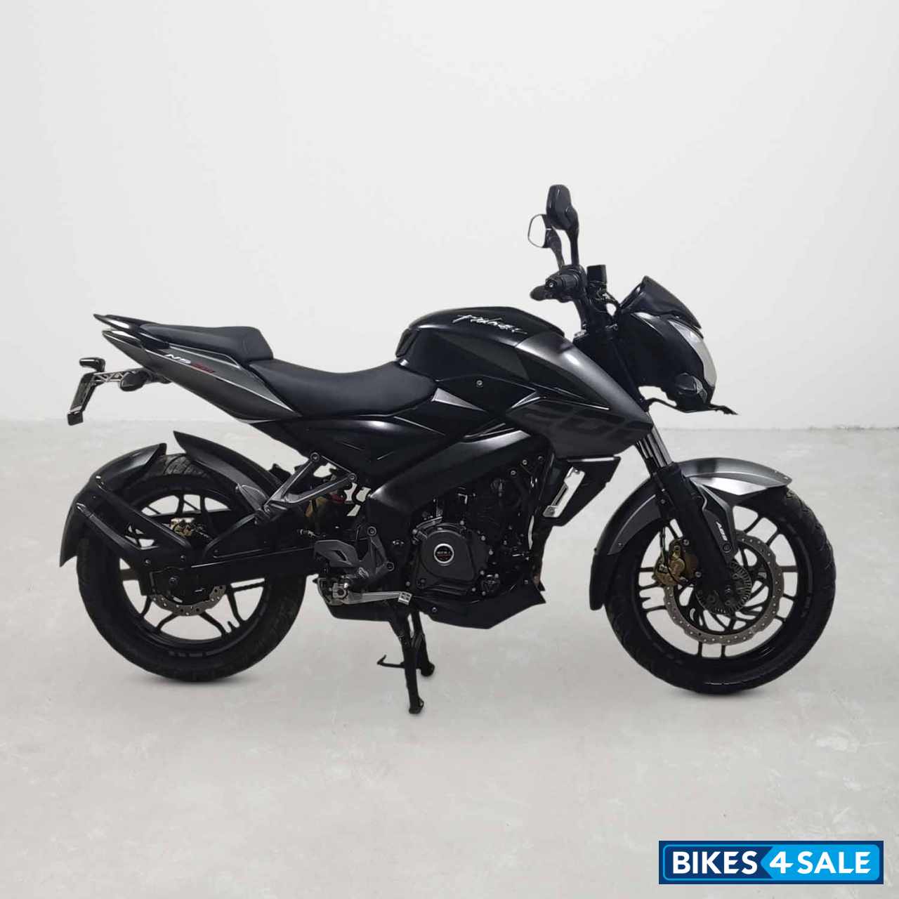Bajaj Pulsar NS200