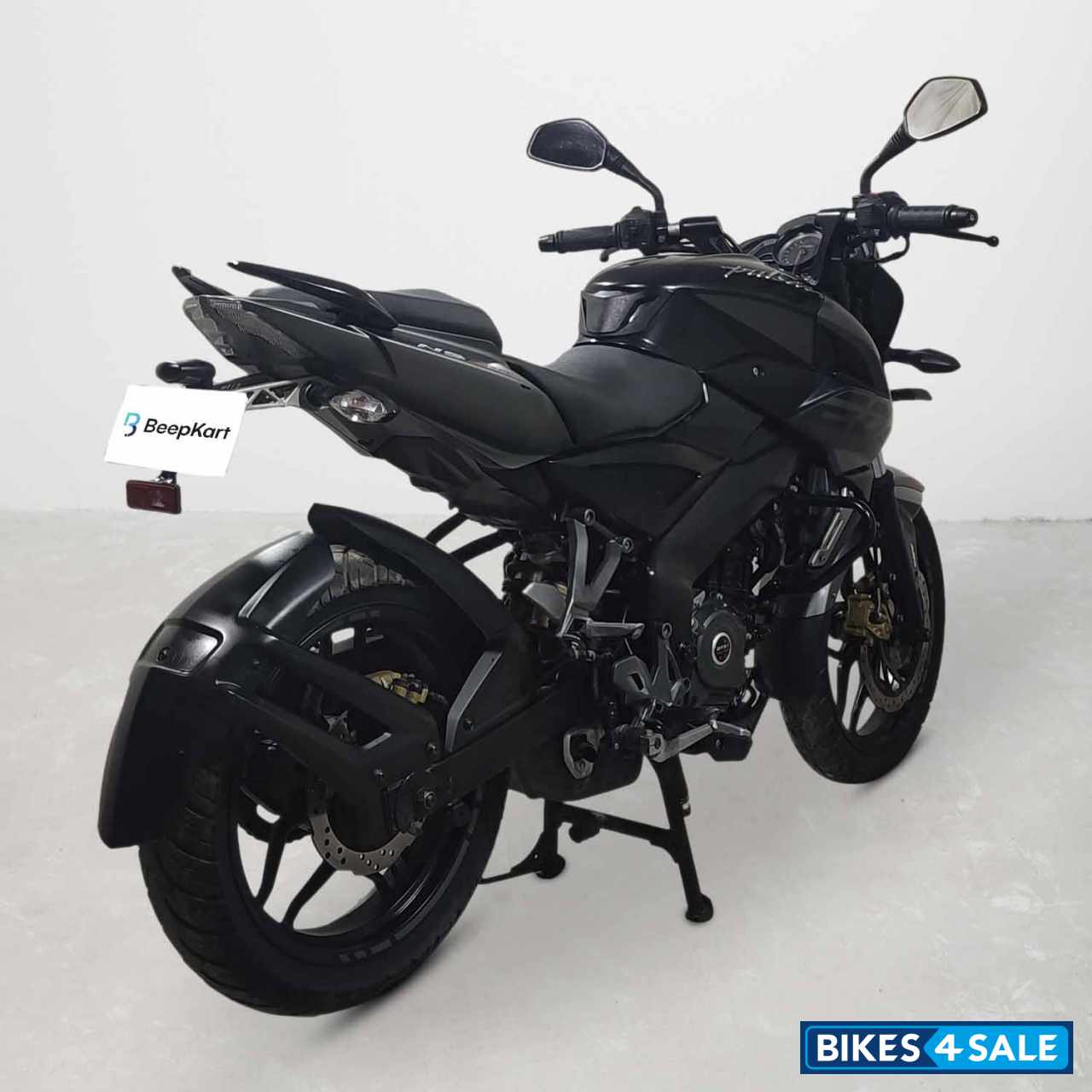 Bajaj Pulsar NS200