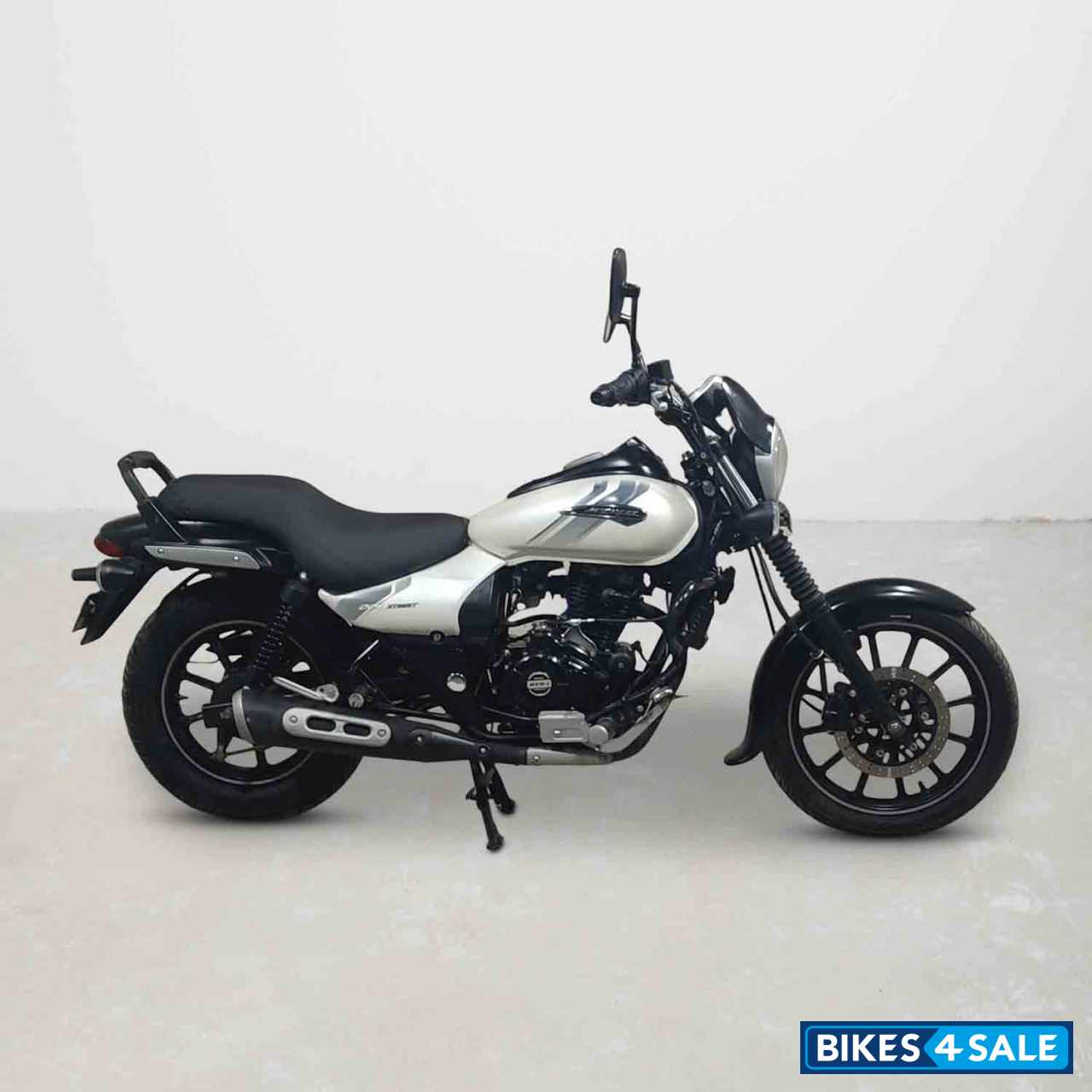 Bajaj Avenger Street 220 Bajaj Avenger Street 220