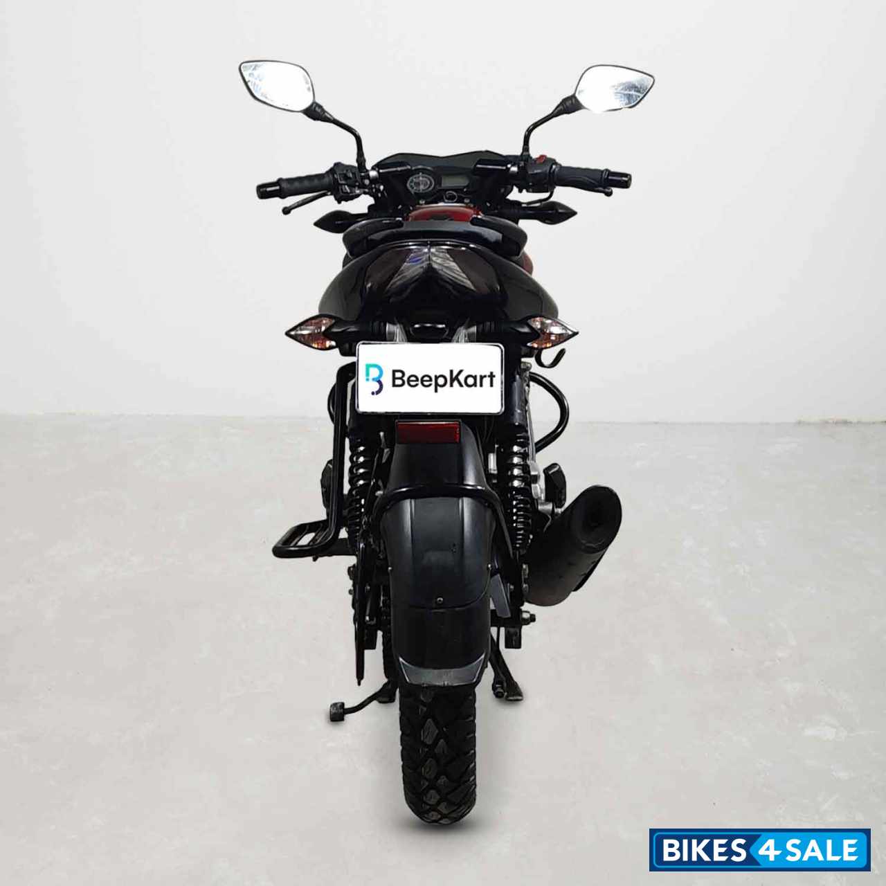 Bajaj Pulsar 135LS