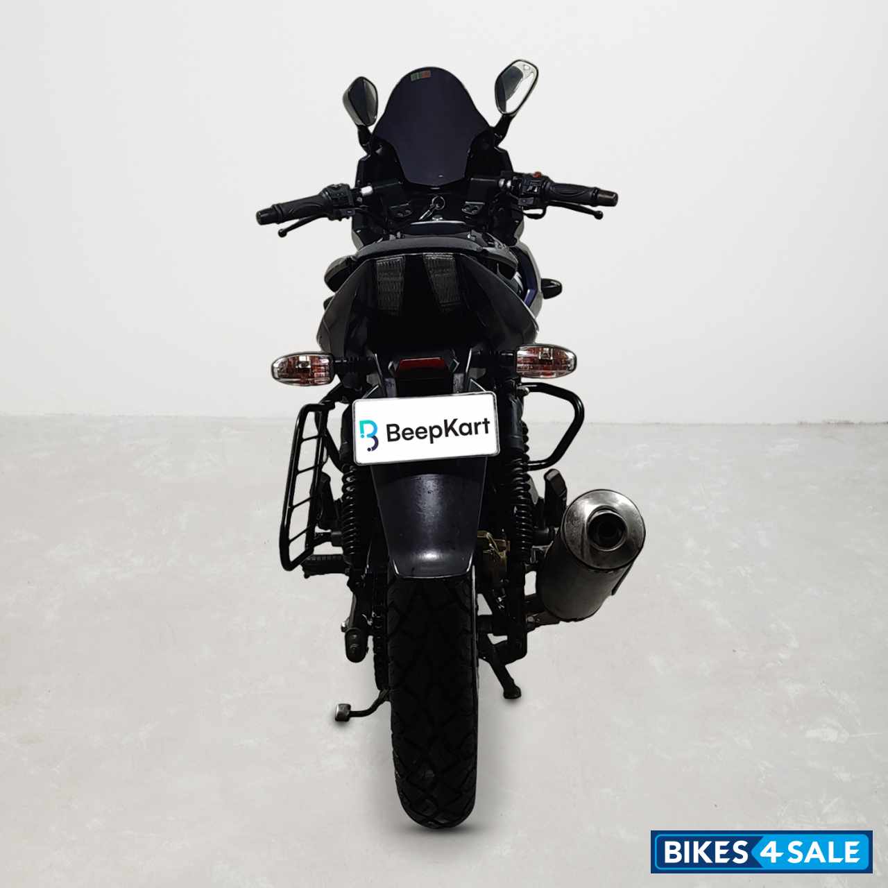 Bajaj Pulsar 220F Bajaj Pulsar 220F